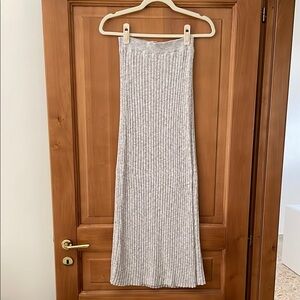 Gray Ribbed Knit Skirt